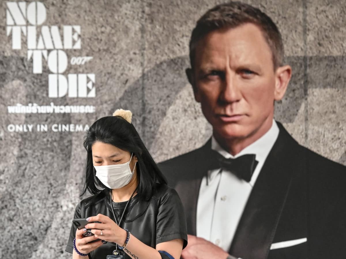 james_bond_no-time-to-die_GettyImages-1203830625-min